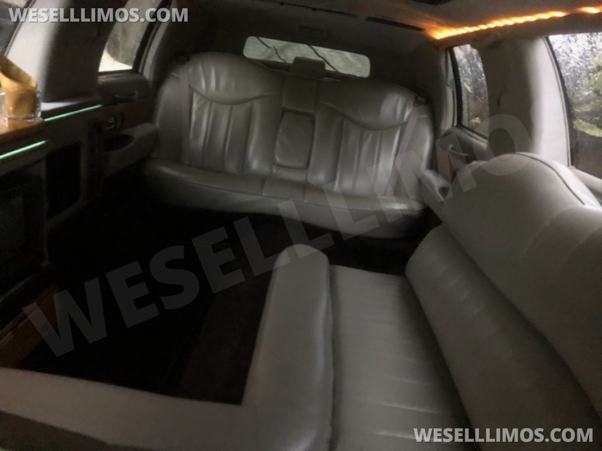 Limousine for Sale in Honolulu, HI - Photo 4