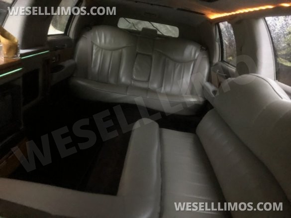 Towncar Excalibur Limousine