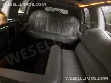 Towncar Excalibur Limousine