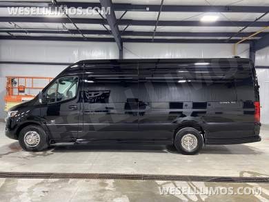 2026 Ultimate Limo Sprinter 3500 Limousine by Ultimate Toys