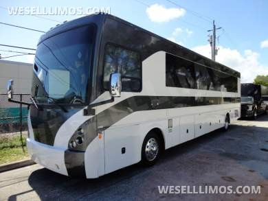 2012 CT Coachworks  Freightliner XCR 41 Super Cruiser Limo Bus