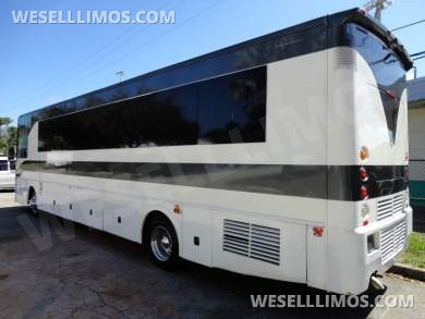 2012 CT Coachworks  Freightliner XCR 41 Super Cruiser Limo Bus