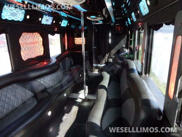 2012 CT Coachworks  Freightliner XCR 41 Super Cruiser Limo Bus