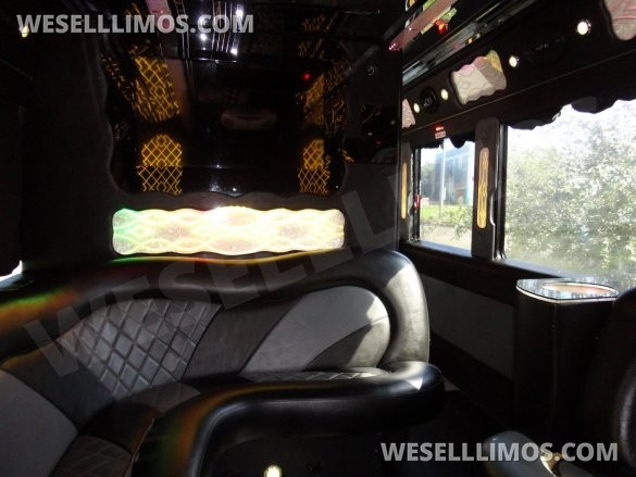 2012 CT Coachworks  Freightliner XCR 41 Super Cruiser Limo Bus