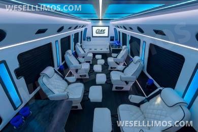 2025 LGE Coachworks  Ford F600 Luxury Limo Bus