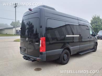 2021 Ultimate toys Mercedes-Benz 2500 Executive Shuttle