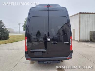 2021 Ultimate toys Mercedes-Benz 2500 Executive Shuttle