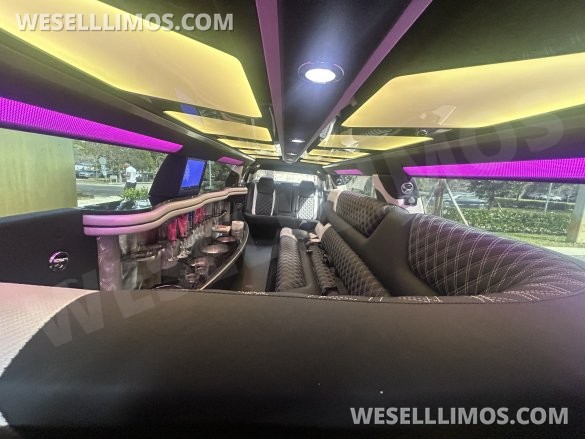 2023 Pinnacle  Chrysler 300  stretch Limousine