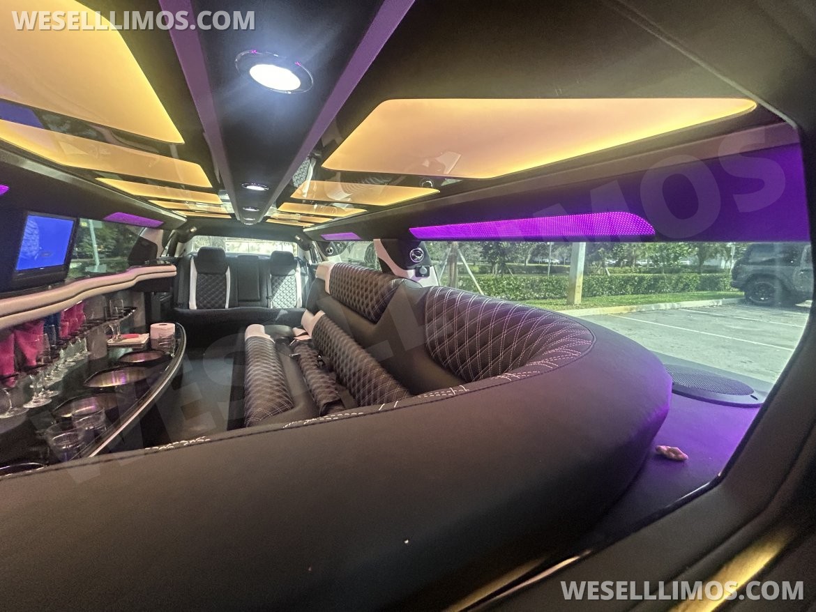 Photo of Limousine for sale: 2023 Chrysler 300 140" by Pinnacle