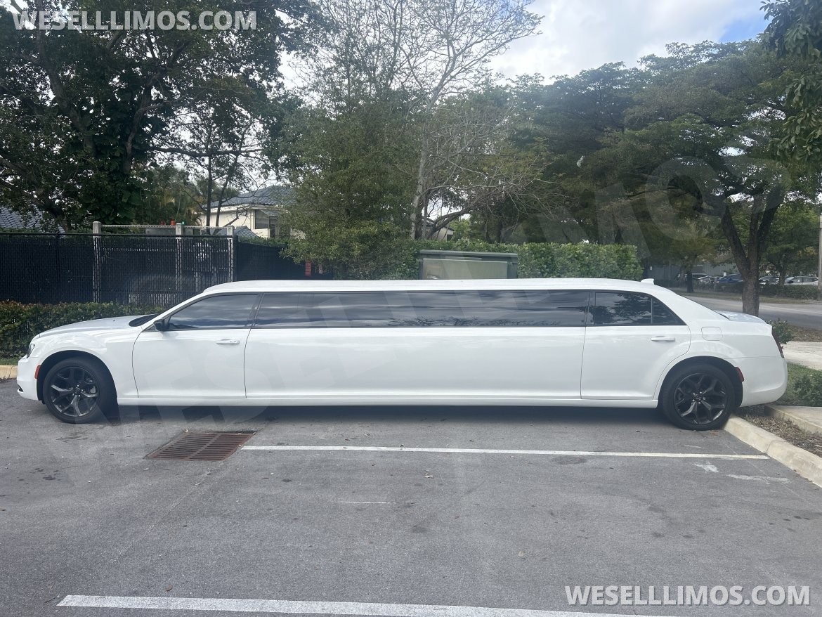 Photo of Limousine for sale: 2023 Chrysler 300 140" by Pinnacle