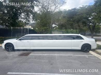 2023 Pinnacle  Chrysler 300  stretch Limousine