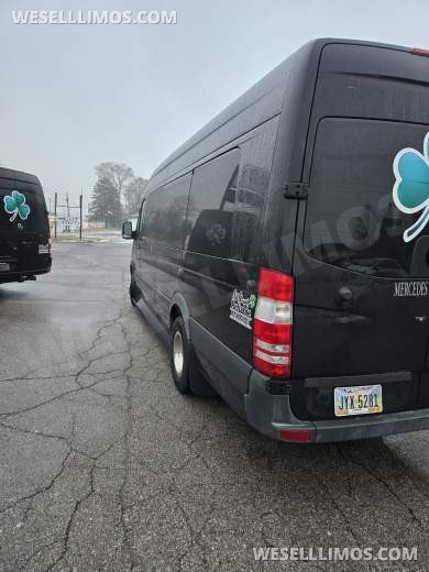 2015 Executive Coach  Mercedes-Benz Sprinter