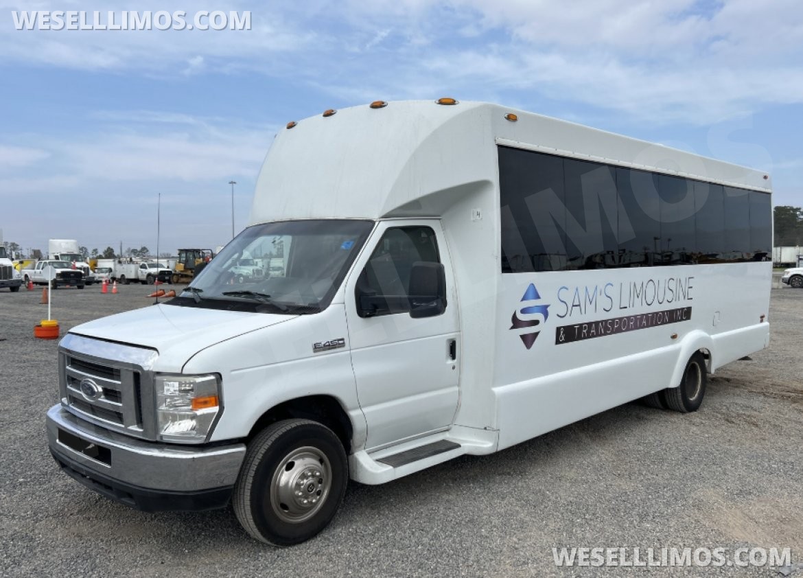 Executive Shuttle for sale: 2014 Ford E450 28&quot; by Tiffany