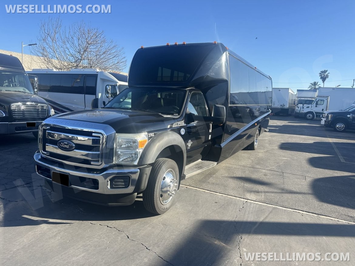 Executive Shuttle for sale: 2016 Ford F550 by Grech