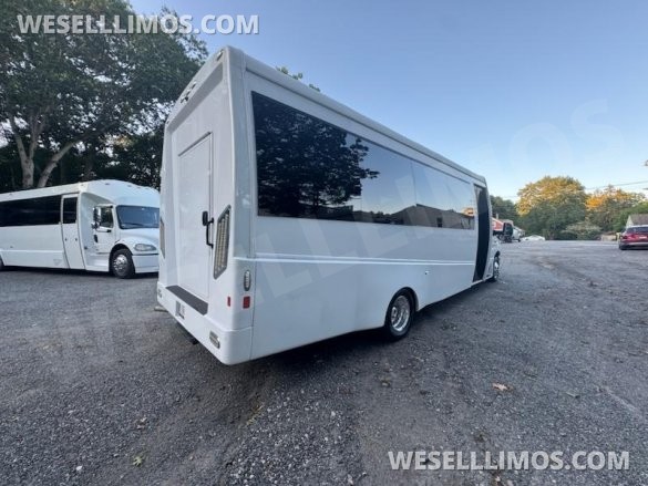 2017 Ford E450 Shuttle Bus By Berkshire