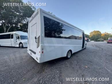2017 Ford E450 Shuttle Bus By Berkshire