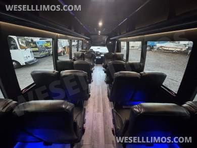 2017 Ford E450 Shuttle Bus By Berkshire