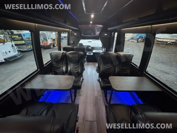 2017 Ford E450 Shuttle Bus By Berkshire