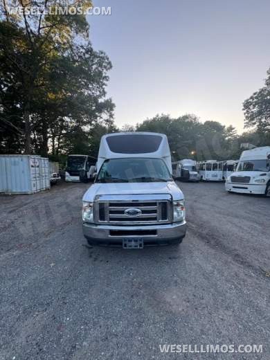 2017 Ford E450 Shuttle Bus By Berkshire