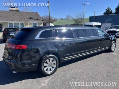 2013 Royale Lincoln MKT 70” Limousine