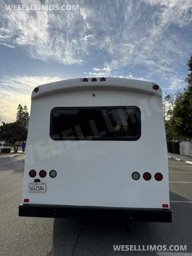 2017 Ford E-450 Limo Party Bus 20 passenger