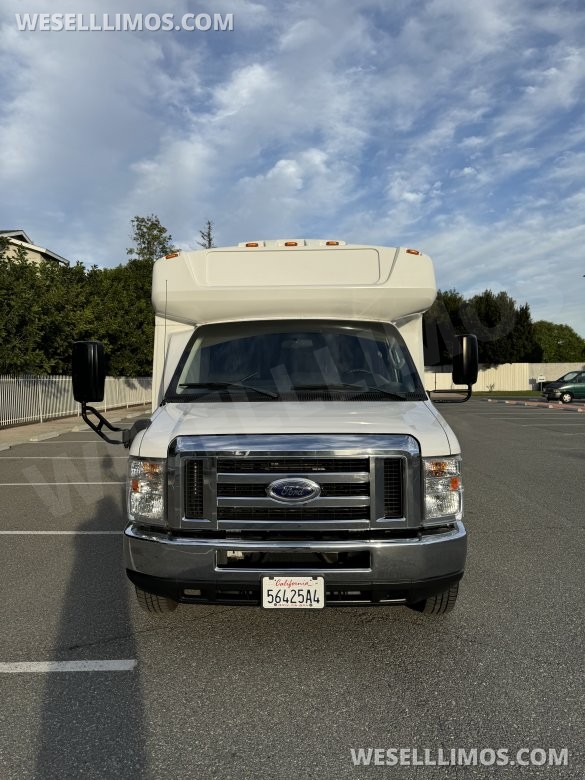 2017 Ford E-450 Limo Party Bus 20 passenger