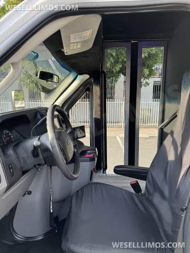 2017 Ford E-450 Limo Party Bus 20 passenger