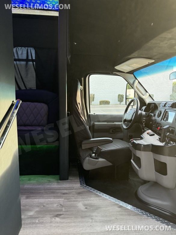 2017 Ford E-450 Limo Party Bus 20 passenger
