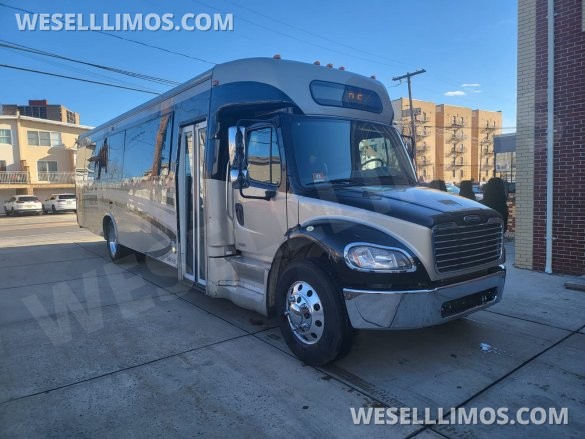 2011 Freightliner M2 Shuttle Bus for Sale in Fairview, NJ - Main Photo
