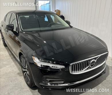 2023 Volvo S90 Sedan