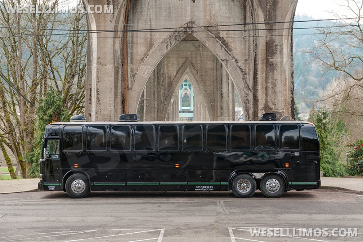 Photo of Limo Bus for sale: 1988 Prevost Coach 40&quot;