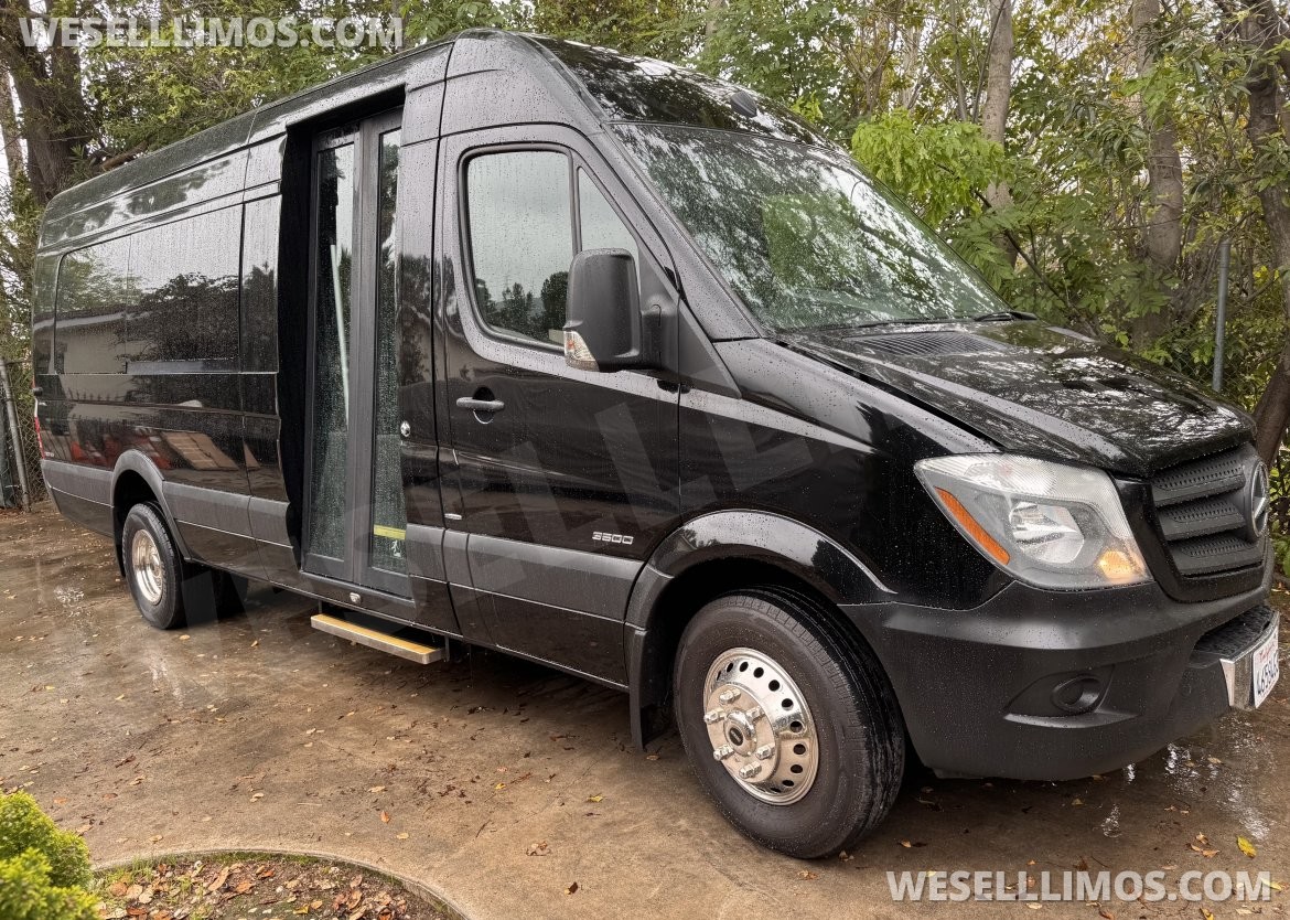 Limo Bus for sale: 2015 Mercedes-Benz sprinter