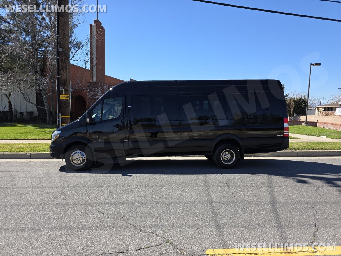 Sprinter for sale: 2014 Mercedes-Benz Sprinter 3500 by Meridian