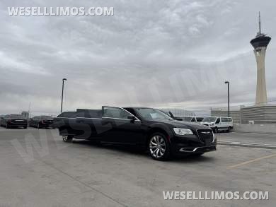 2017 Chrysler 300 Limousine Limousine for Sale in Las Vegas, NV - Main Photo