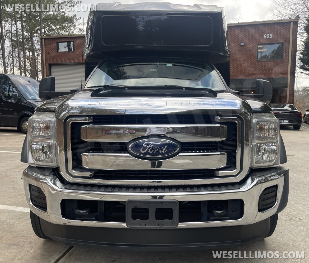 Executive Shuttle for sale: 2013 Ford F-550 by Turtle Top