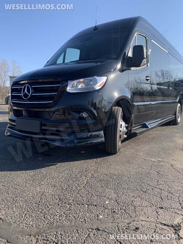 2025 TWR Specialty Vehicles Mercedes-Benz 3500 XD Limo Sprinter