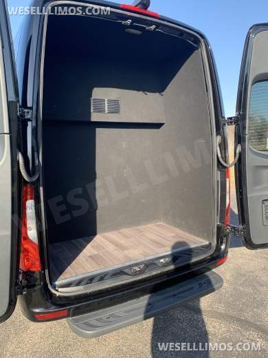 2025 TWR Specialty Vehicles Mercedes-Benz 3500 XD Limo Sprinter