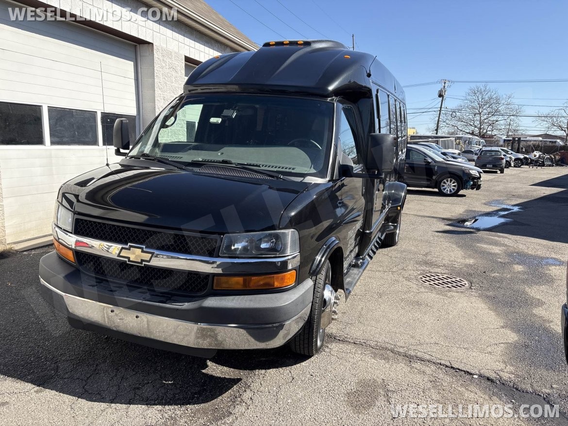 Truck for sale: 2014 Chevrolet EXPRESS COMMERCIAL 3500 by TURTLE TOP