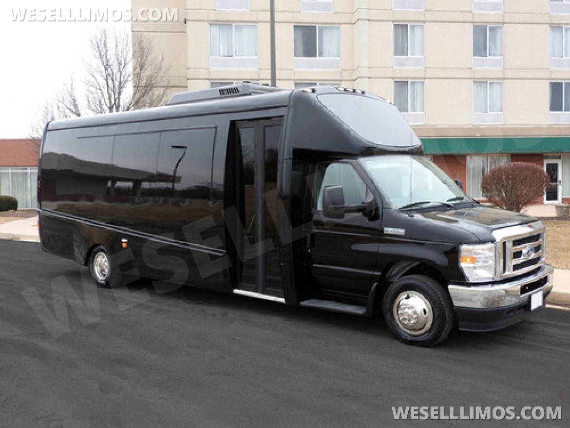 Executive Shuttle for sale: 2021 Ford E450 by Berkshire