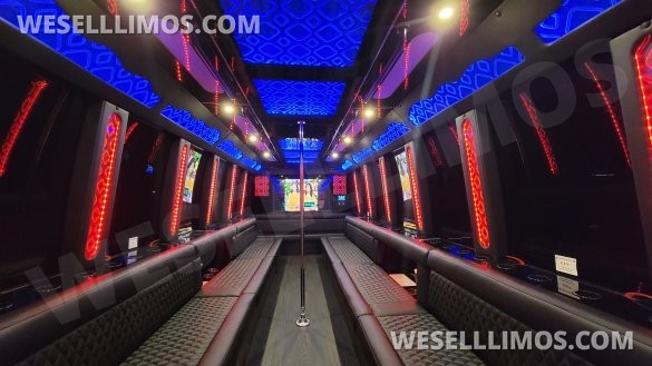 2018 Executive Ford F550 Limo Bus