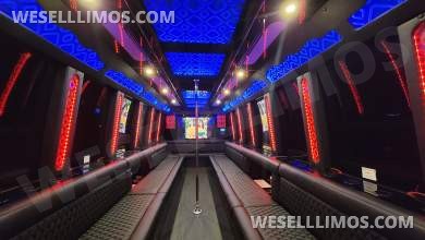 2018 Executive Ford F550 Limo Bus