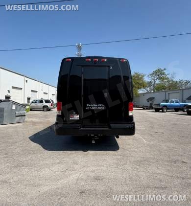 2018 Executive Ford F550 Limo Bus