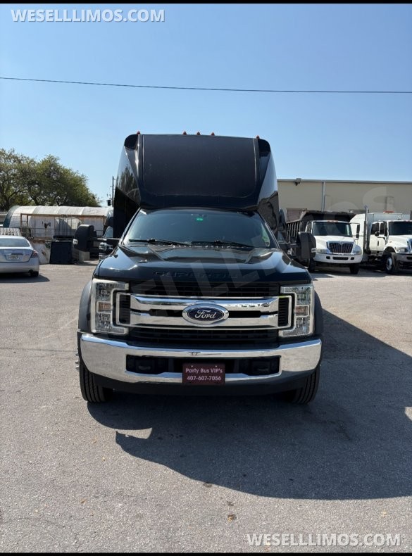 2018 Executive Ford F550 Limo Bus