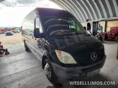 2012 Mercedes-Benz Sprinter 3500 XD Limo Bus for Sale in Landers, CA - Photo 2