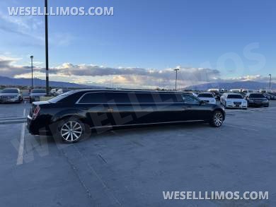 2014 Chrysler 300 Executive Coach Builder 120” 10 Passenger Limousine