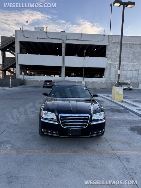 2014 Chrysler 300 Executive Coach Builder 120” 10 Passenger Limousine