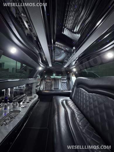 2014 Chrysler 300 Executive Coach Builder 120” 10 Passenger Limousine