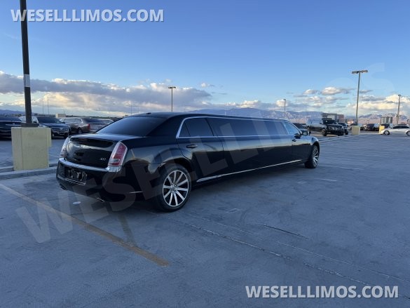 2014 Chrysler 300 Executive Coach Builder 120” 10 Passenger Limousine