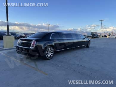 2014 Chrysler 300 Executive Coach Builder 120” 10 Passenger Limousine