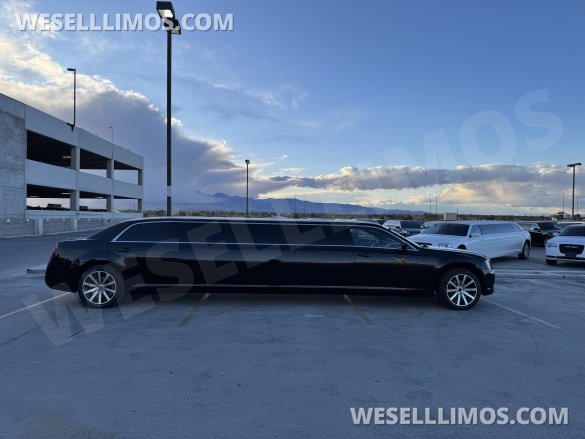 2014 Chrysler 300 Executive Coach Builder 120” 10 Passenger Limousine